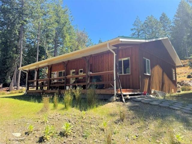 Lot 1 Main Rd, Lasqueti Island, BC, V0R 2J0 house for sale | Listing ID 1041 | Royal LePage