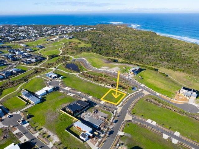 Lot 213/2 Shadowfax Close, a short walk to beautiful swimming and surf beaches