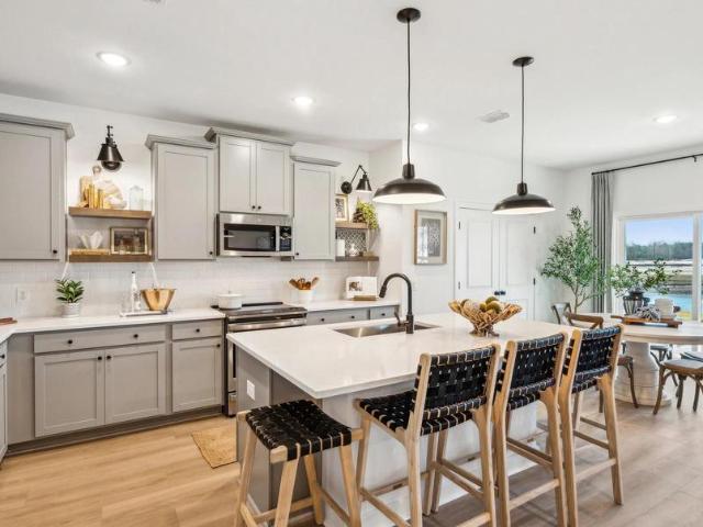 Lot 382 450 Wysong St