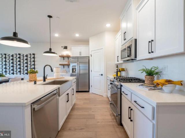 Lot 437 365 Gerry St