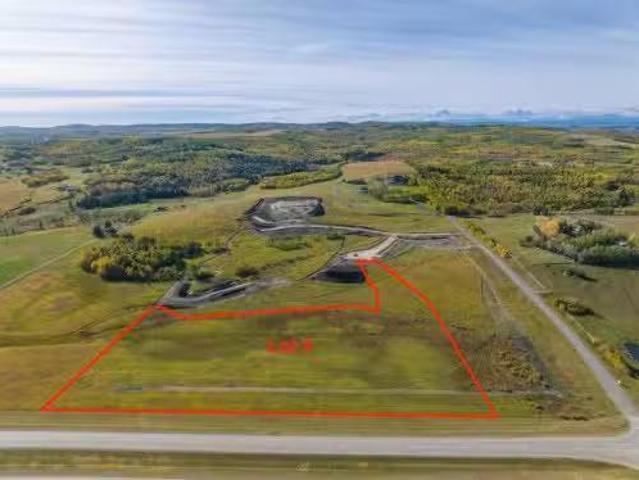 Lot 4 Nw  20  22  2  5, Rural Foothills County, AB, T1S 2P6.