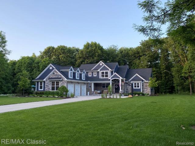 4 Pine, Milford, MI