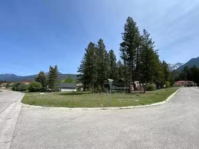 Lot 59 Riverview Gate Road, Fairmont Hot Springs, BC, V0B 2L0.