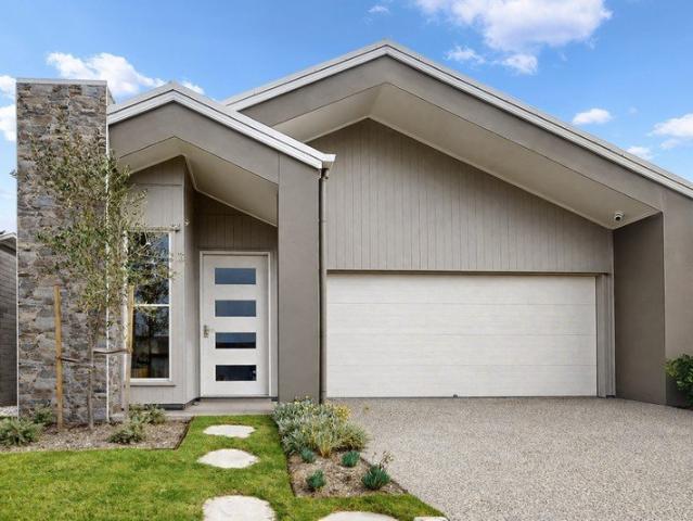 Lot 6140 Felix 150 a by Bold Living
