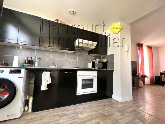 Lot de deux appartements loués ideal investisseurs 128 000 E