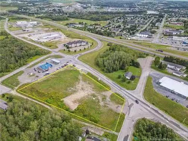 Lot Ouellette St, Grand Sault/Grand Falls, NB, E3Z 0C2 vacan.