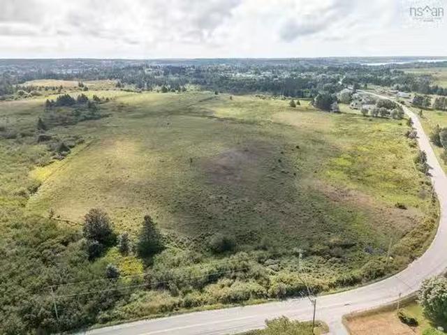 Lot Main Shore Road, South Chegoggin, NS, B5A 5H1 vacant lan.