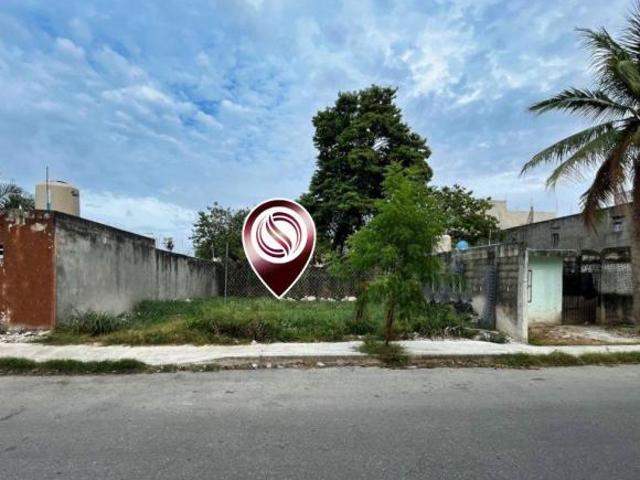 Lote multifamiliar en zona céntrica de 313 m2, en venta