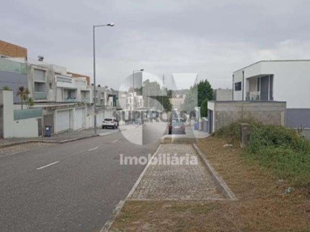Lote Moradia Urb. Novo Horizonte Castêlo da Maia