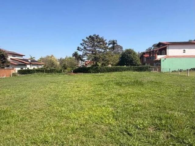 Lote 450m² no Ninho Verde 2 | Ao lado do Clube Sabiás