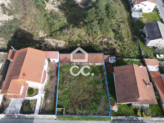 Lote na Fonte do leite de cima para construção de uma moradia
