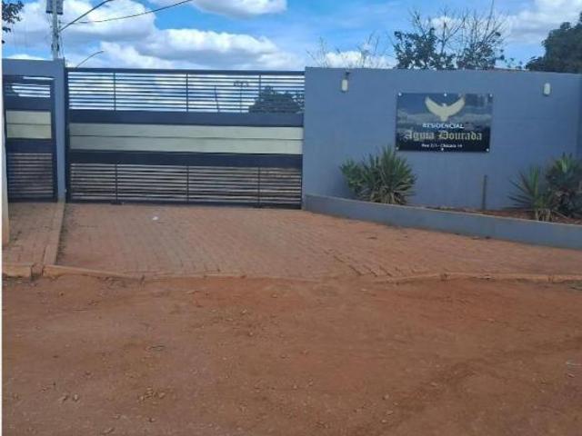 Lote na rua 1/2 da 26 de setembro Ótima localização Condomínio Águia Dourada