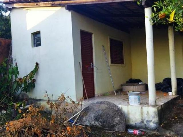 LOTE NO CENTRO DE FLORESTAL â? PRONTO PARA USAR!