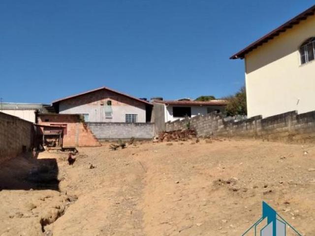 Lote à venda, 438m², Esplanada Santa Luzia/MG
