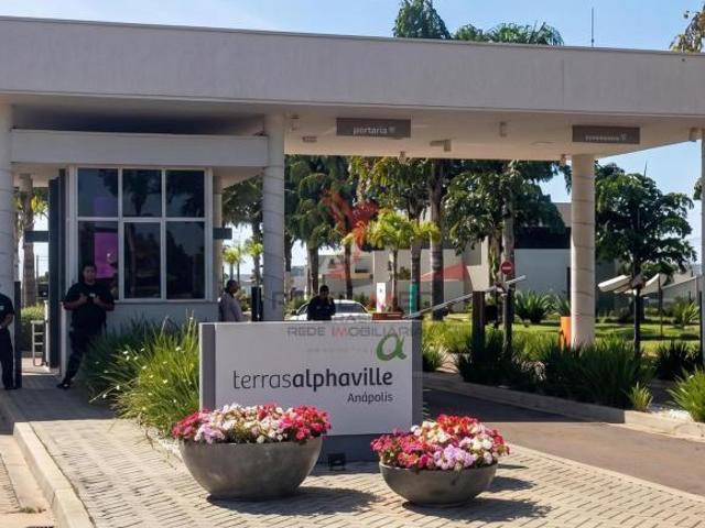 LOTE À VENDA — CONDOMÍNIO TERRAS ALPHAVILLE | ANÁPOLIS GO
