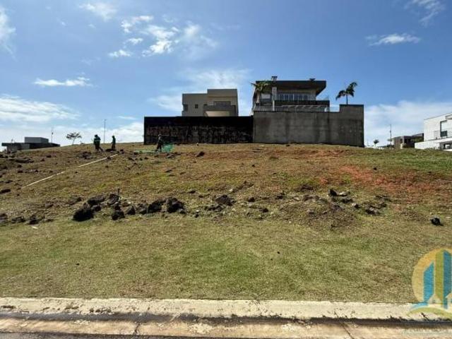 LOTE Á VENDA CONDOMINIO ALTAVIS ALDEIA DA SERRA