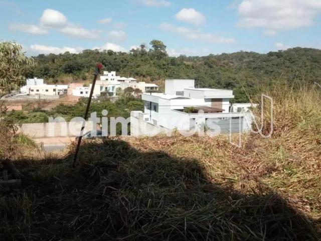 Lote à Venda – Bairro Novo Centro, Santa Luzia MG