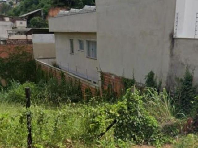 LOTE Á VENDA BAIRRO CAÇULA!