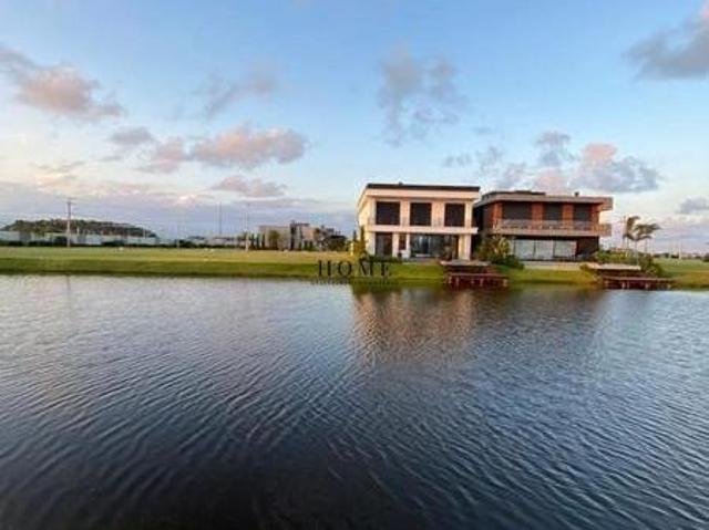 Lote à venda em Condomínio Fechado