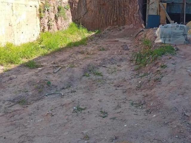 Lote à Venda em Laranjeiras, Caieiras por R$ 190 mil