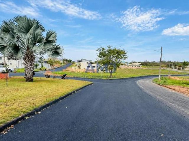 Lote à venda no Condomínio Marinas di Caldas