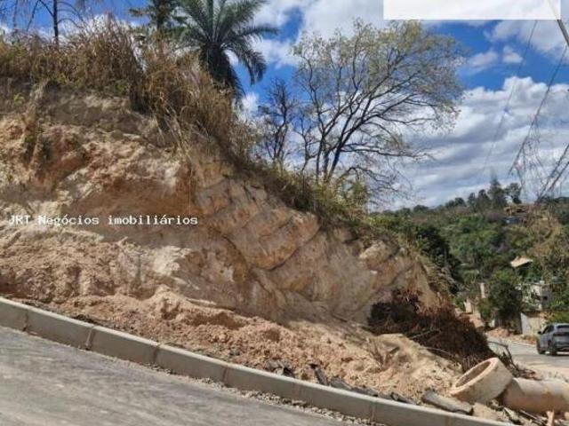 Lote a venda no bairro Tupã, Contagem