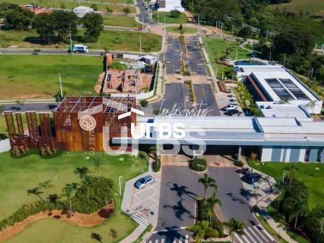 Lote à Venda no Parqville Pinheiros