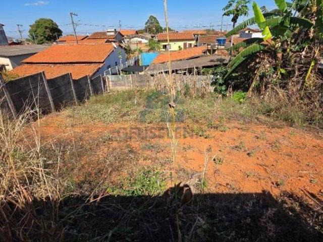 LOTE A VENDA POR R$35.000,00 EM DORES DO INDAIA