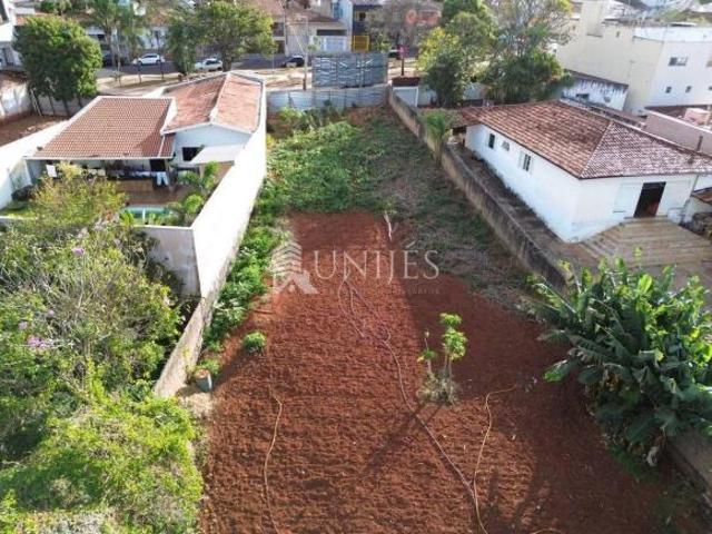 LOTE A VENDA PRAÇA JOSÉ BONIFACIO