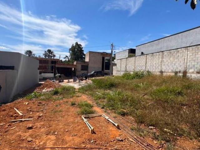 LOTE / ARNIQUEIRAS / CONDOMINIO GOLDEN VILLE / 400M² / 61 3595 1212