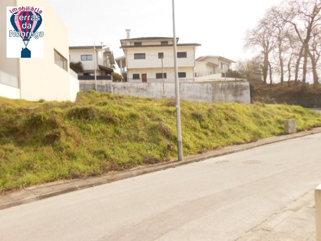 Lote c/ 600 m2