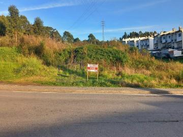 Lote com 4 terrenos rústicos em Lousado, Vila Nova de Famalicão