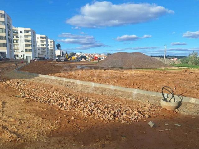 Lote com 529 m2 com projeto aprovado de moradia isolada