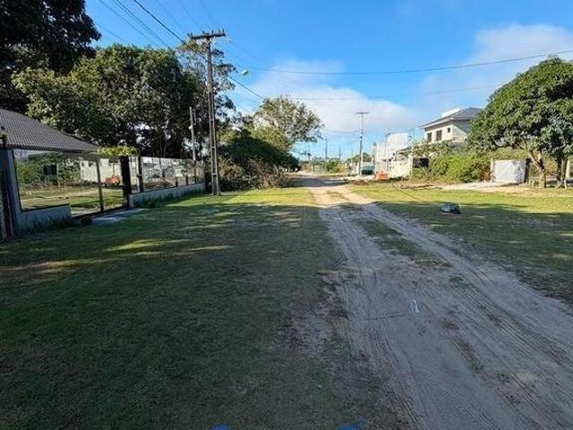 Lote com 560,00 M² perto da prainha em Pontal