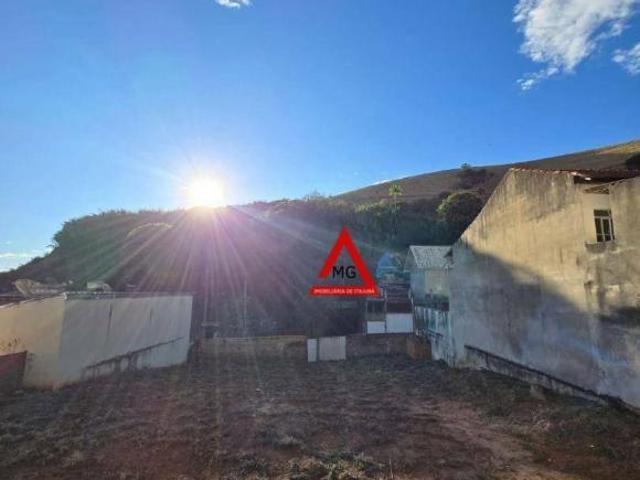 Lote com 614 m² de área total, muito bem localizado em um dos bairros mais valorizados da cidade