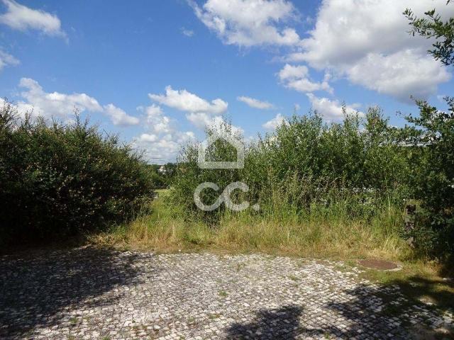 Lote com 641m2