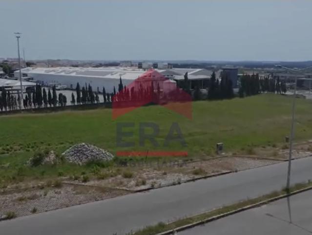 Lote com 768 m2 localizado em Tornada Caldas da Rainha