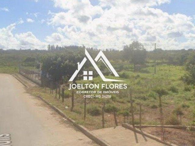 Lote com 900 metros !