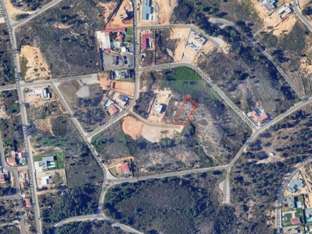 Lote com 1.553 m² na Urbanização Vila Alegre Fernão Ferro / Seixal