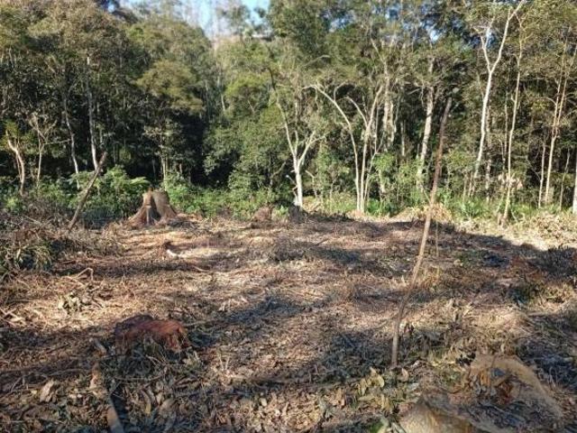 Lote com 2064m² totais a VENDA