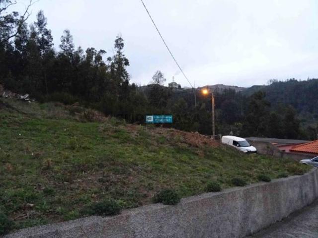 Lote com 2200 m2, para construção, com vista mar e montanha