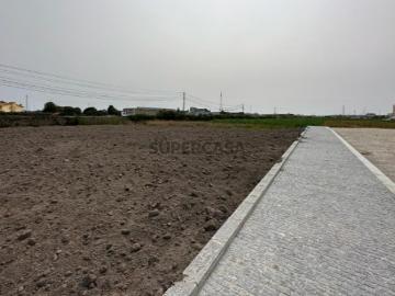 Lote com 375 m2 na Póvoa de Varzim