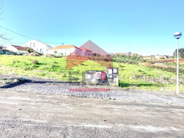Lote com 391m² Urb. Estiveira Prestige Villas