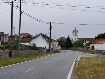 Lote com Viabilidade de Construção — Total 402 m²