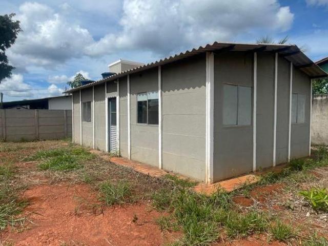 Lote com Vista Livre e Edícula