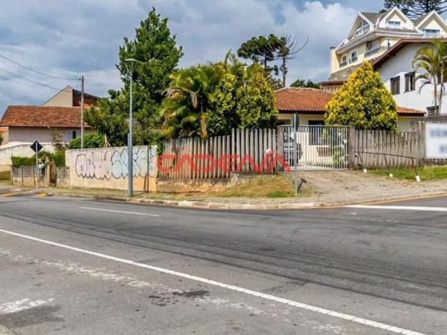 Lote com duas casas à venda em Vista Alegre
