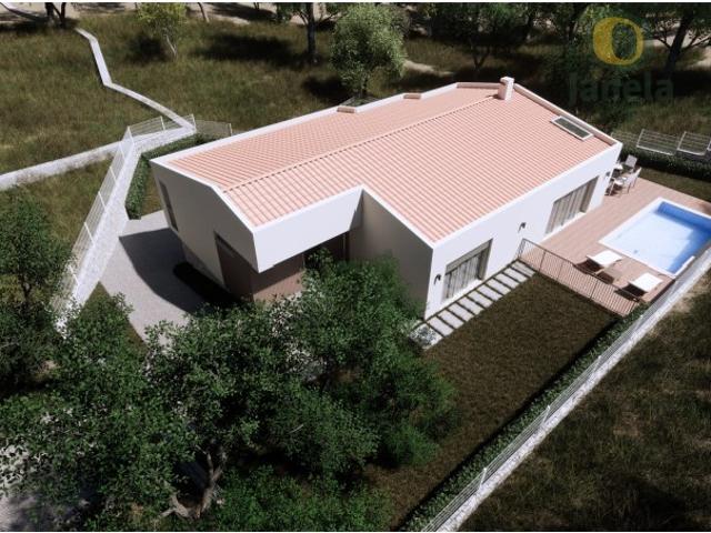 Lote com viabilidade para construção de moradia T4