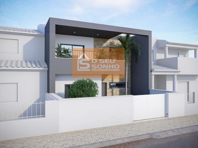 Lote com Projeto Aprovado para Moradia T4 no Centro de São Brás de Alportel