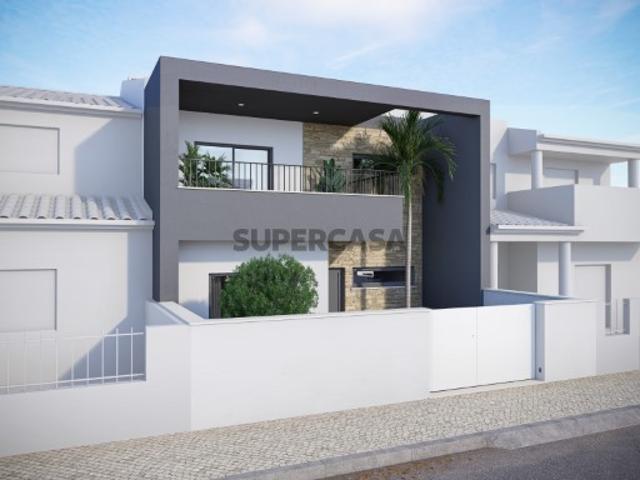 Lote com Projeto Aprovado para Moradia T4 no Centro de São Brás de Alportel