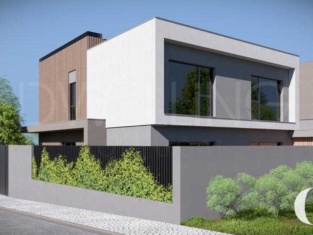 Lote com projeto arquitetura para moradia T4+1 com piscina, na Abóboda